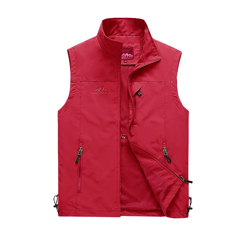 Men's cotton blend nylon outdoor leisure vest in army green with stand-up collar and zipper