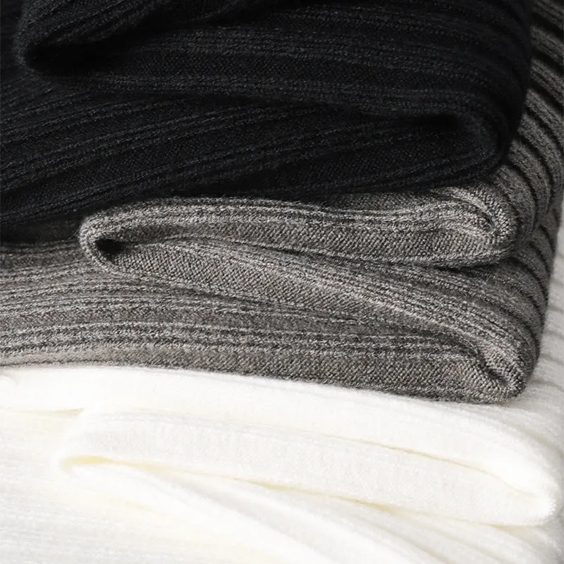 Men's half-zip cardigan sweater in gray, loose fit, long sleeves, polyester fabric