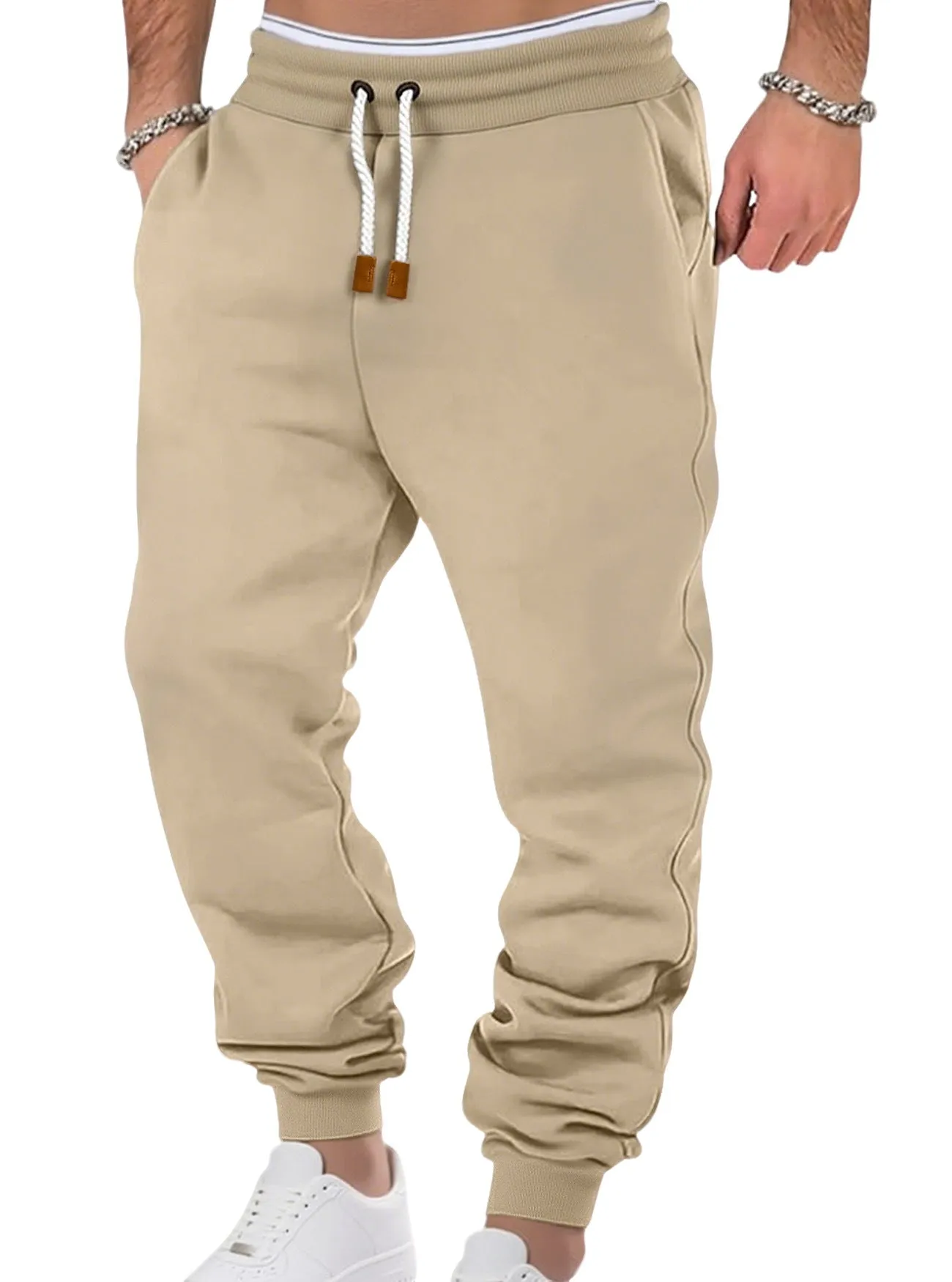 Men's solid colour fleece-lined cuffed sweatpants in army green with drawstring waist
