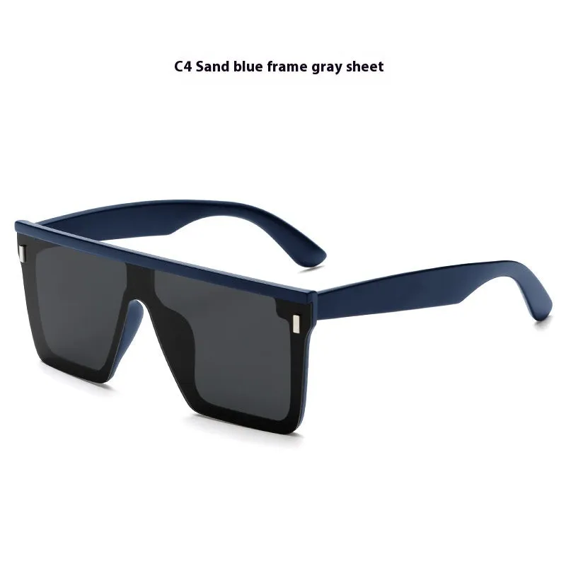 Polarised sun-resistant sunglasses with sand black frame and gray lenses for driving and outdoor use