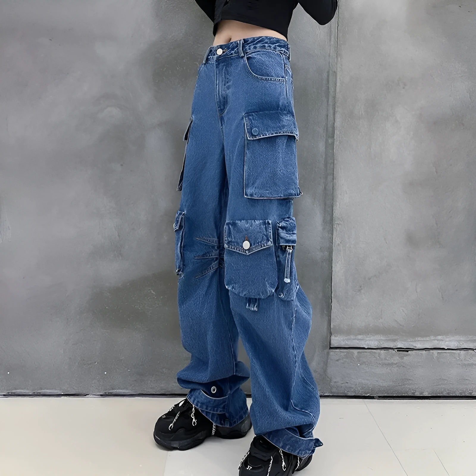 Women's blue baggy wide leg jeans with multi-pockets and denim cotton fabric