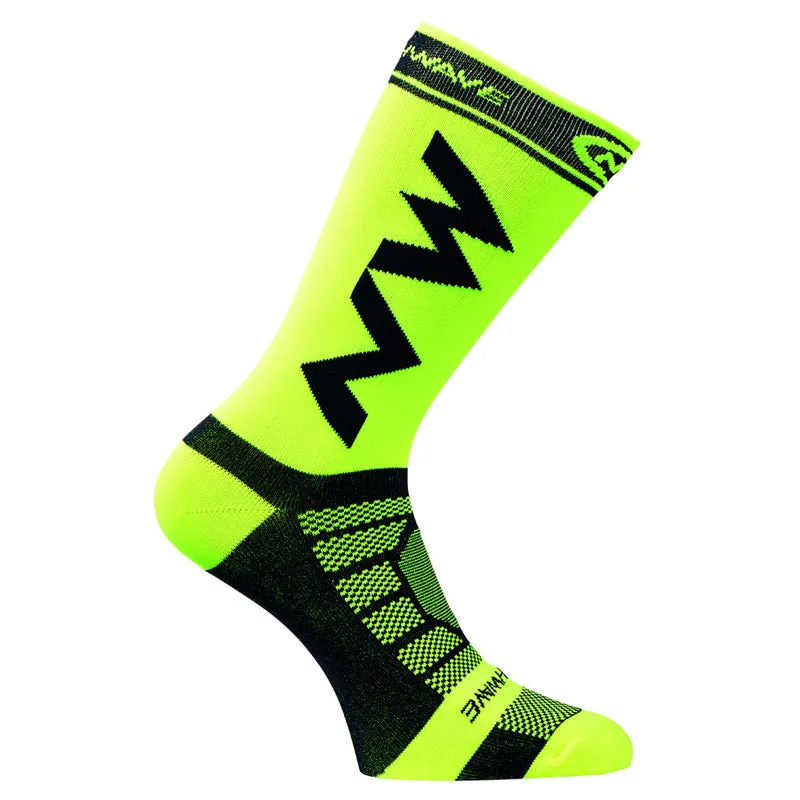 Breathable knee-high nylon road bicycle socks in black for EU 39-45