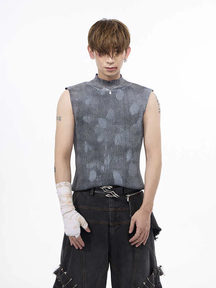 Men's black silver sleeveless t-shirt with stand collar and silver pastebrushing finish