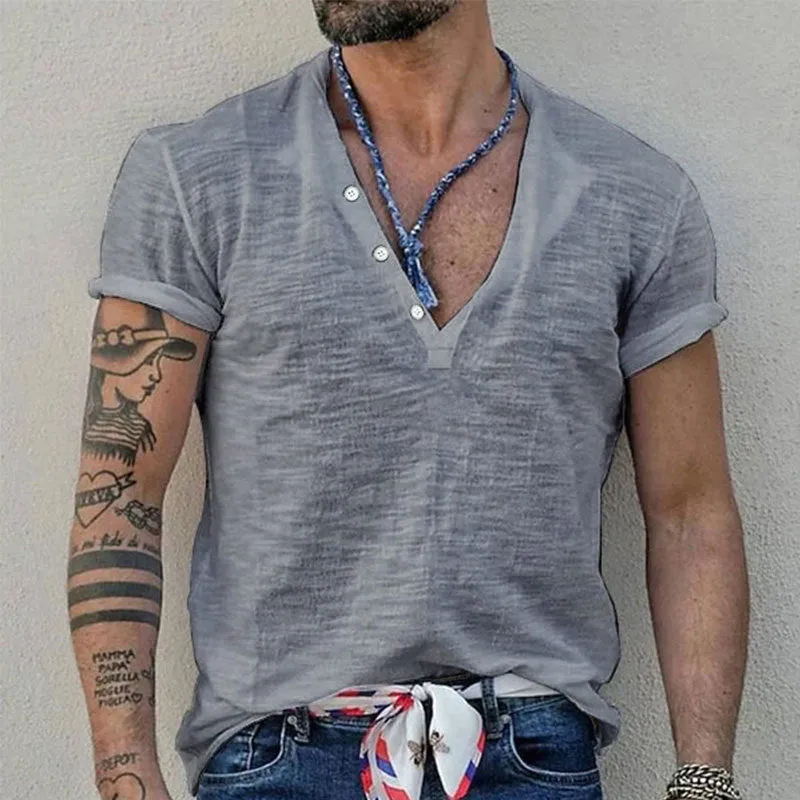Men's casual solid colour slim-fit short sleeve t-shirt in polyester, colour option shown