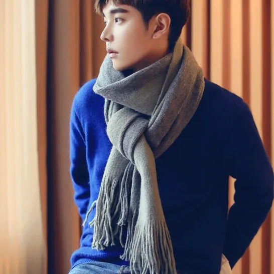 Wool men's scarf in black grey colour blocking pattern 200x40cm