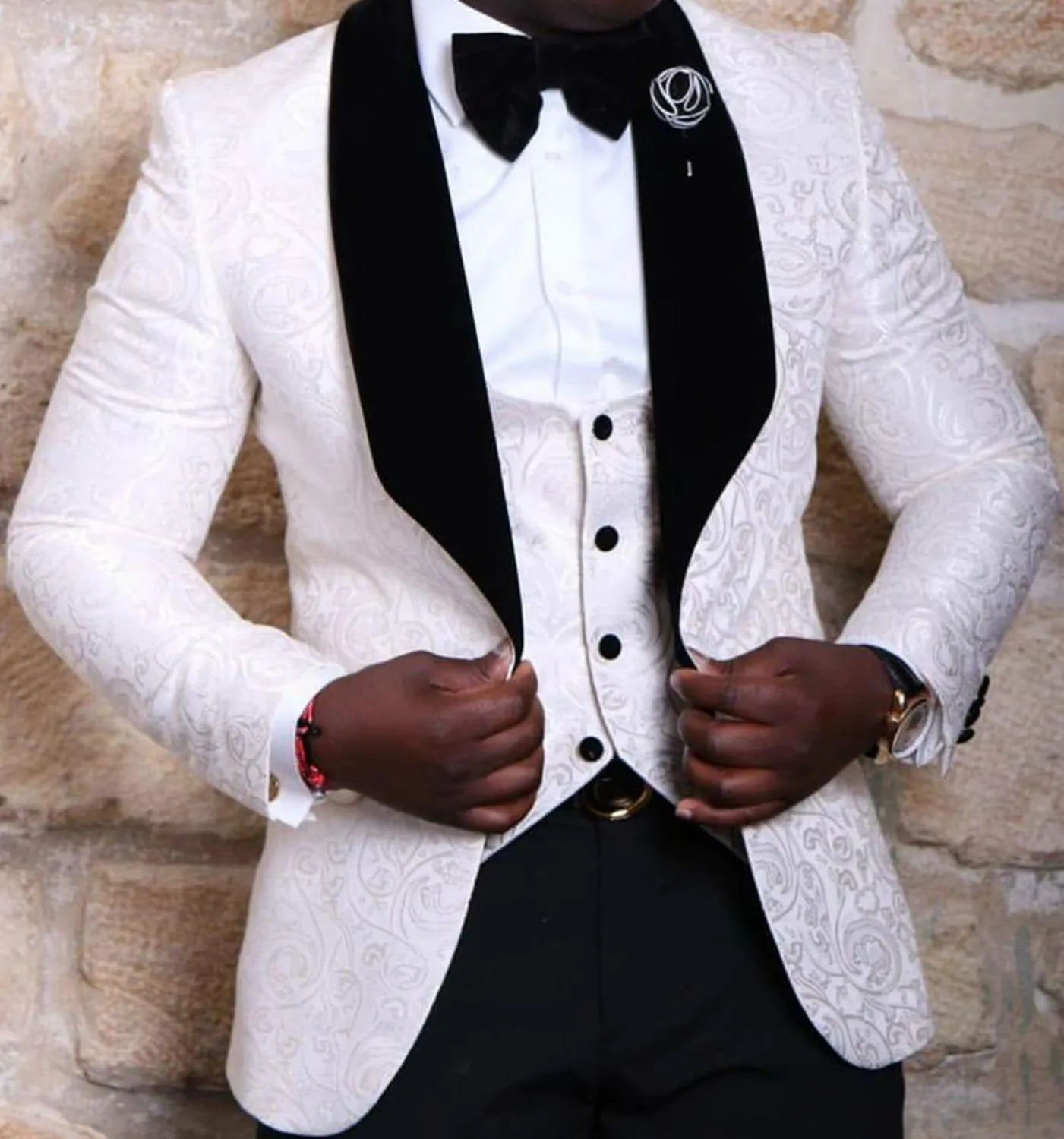 Bridegroom best man suit in black, made from polyester nylon, available in sizes XS to 4XL