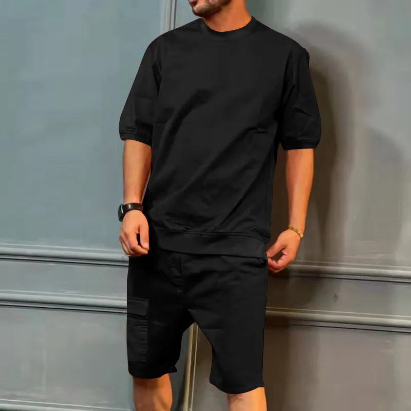 Men's summer sports suit with round neck short sleeve top and multi-pocket shorts in grey green
