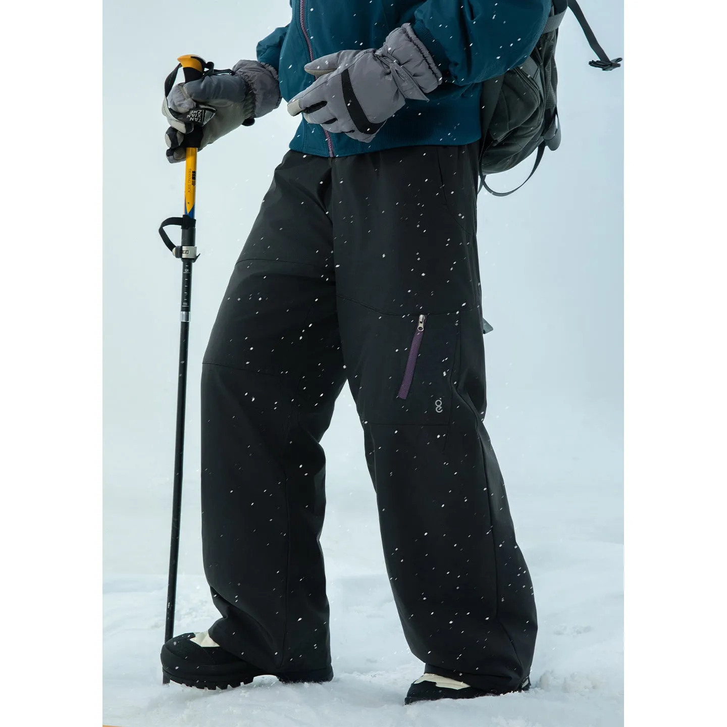 Warm thick straight leg sports trousers in carbon black – mid waist drawstring style with no fly, leisure basic fit