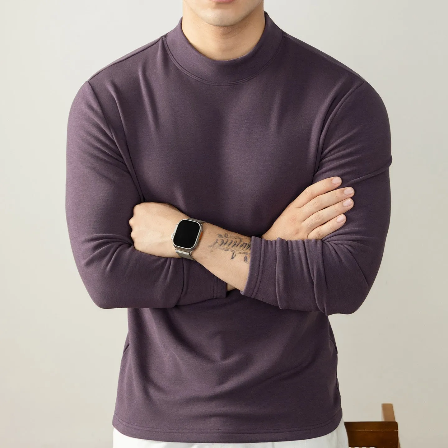 Warm thickened slim-fit long-sleeve men's undershirt in solid colour, pullover style, fabric blend