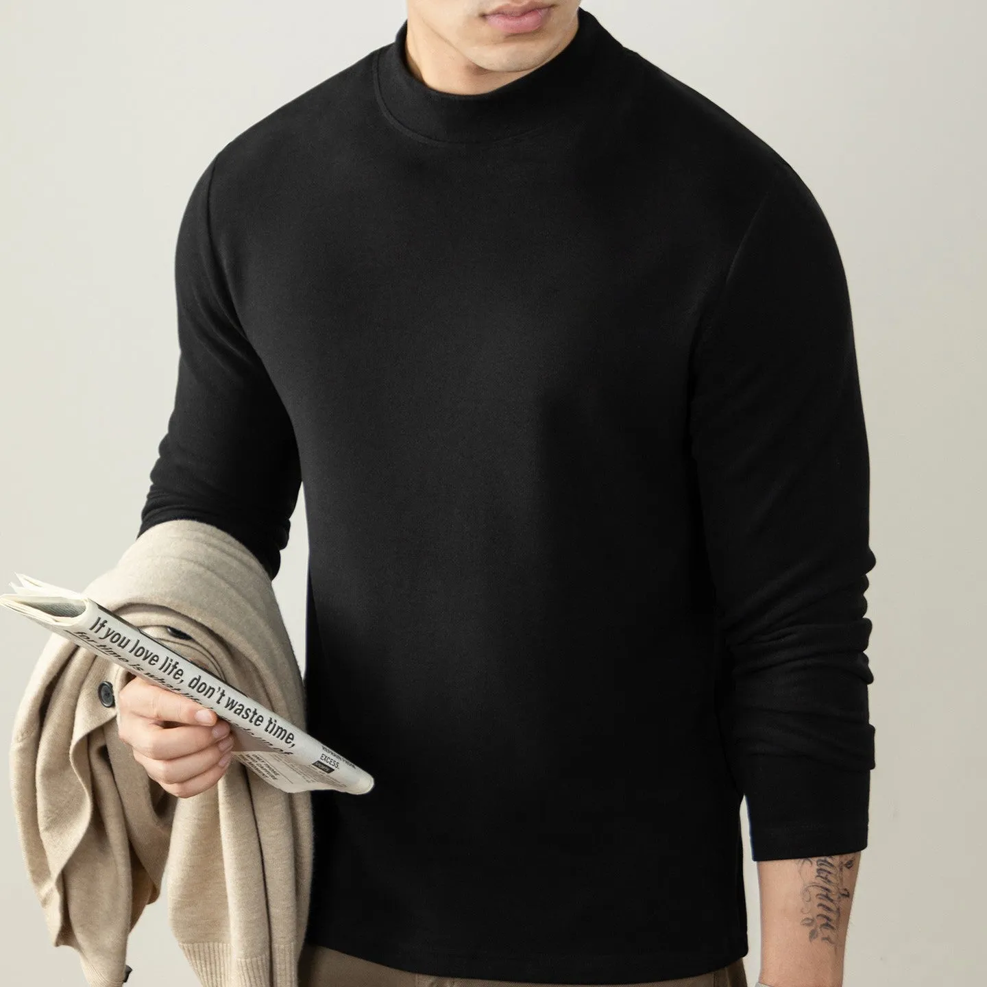 Warm thickened slim-fit long-sleeve men's undershirt in solid colour, pullover style, fabric blend