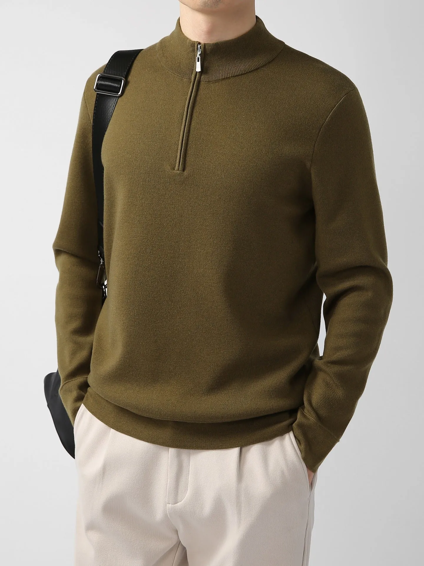 Men's merino wool zip stand collar sweater in light business style, machine washable, regular fit pullover