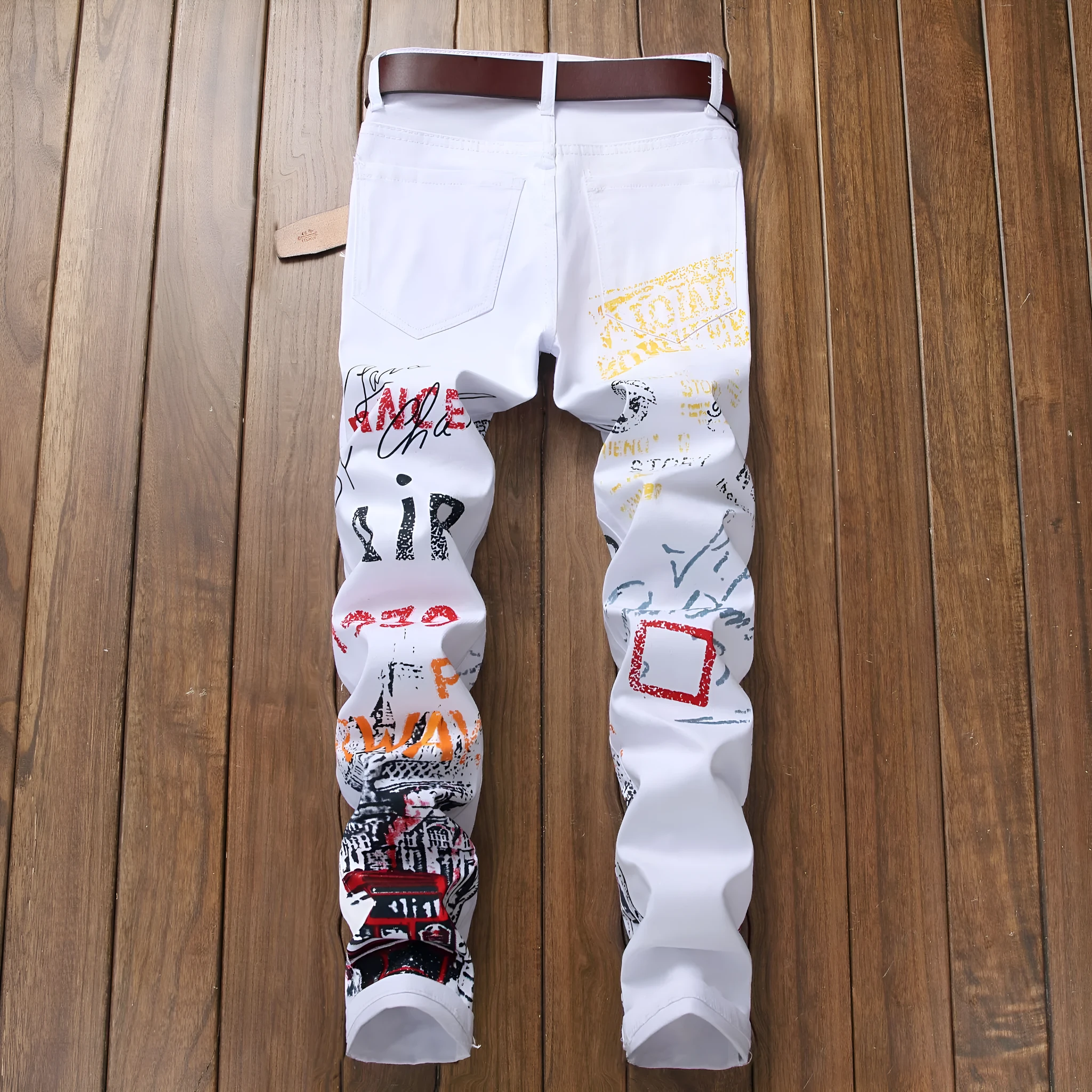Men's 3D colour printed cotton jeans in black with mid waist and zip placket