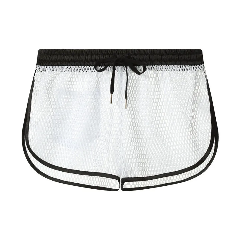 Men's solid colour loose boxer shorts in black, white, gray, or red on a size chart