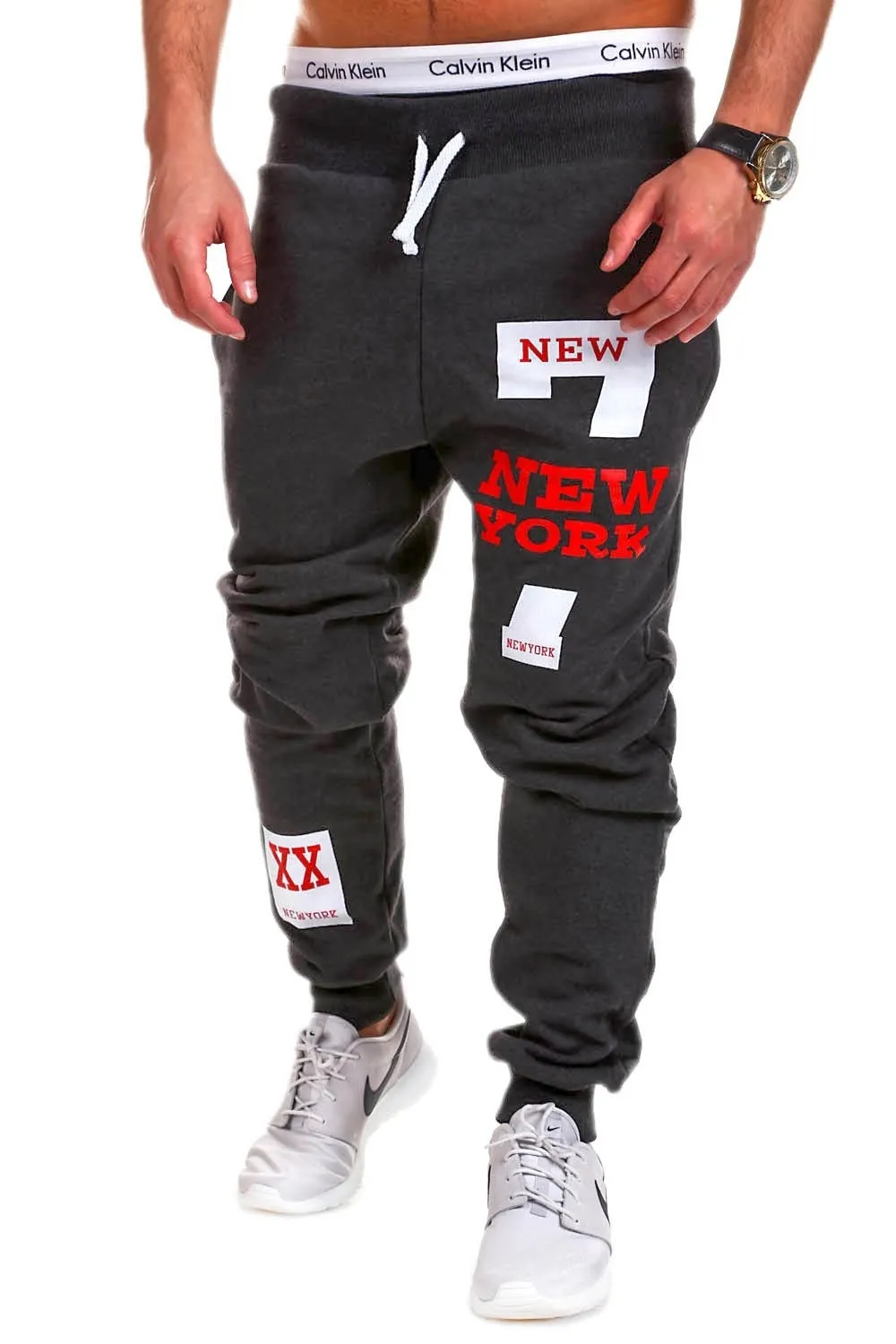 Men's cotton leisure joggers in black, elasticated waist, casual fit for everyday comfort