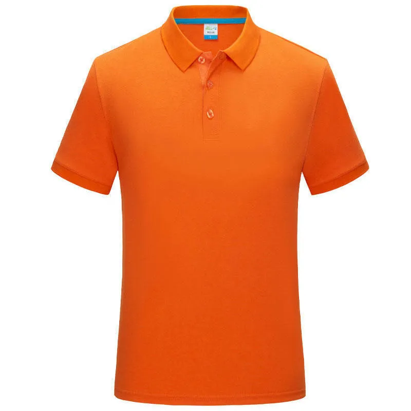 Lapel short sleeve casual shirt in combed cotton, side slit, available in multiple colours on light background