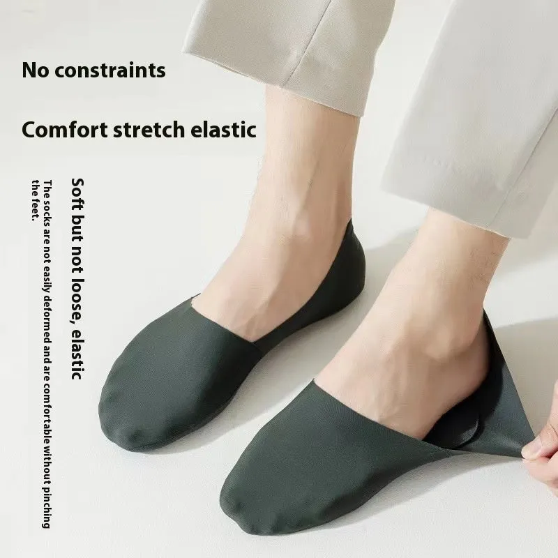 Men's cotton invisible boat socks in solid colours with non-slip sweat-absorbent design