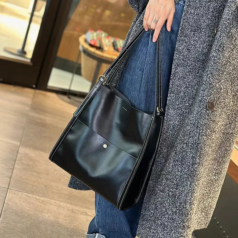 Genuine leather women's tote bag with organised interior compartments in sunset yellow colour