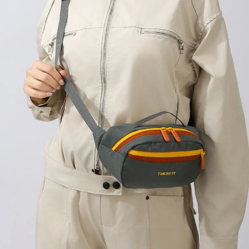 Outdoor leisure one-shoulder nylon waist bag in sky blue with chain detail, 2 litre capacity
