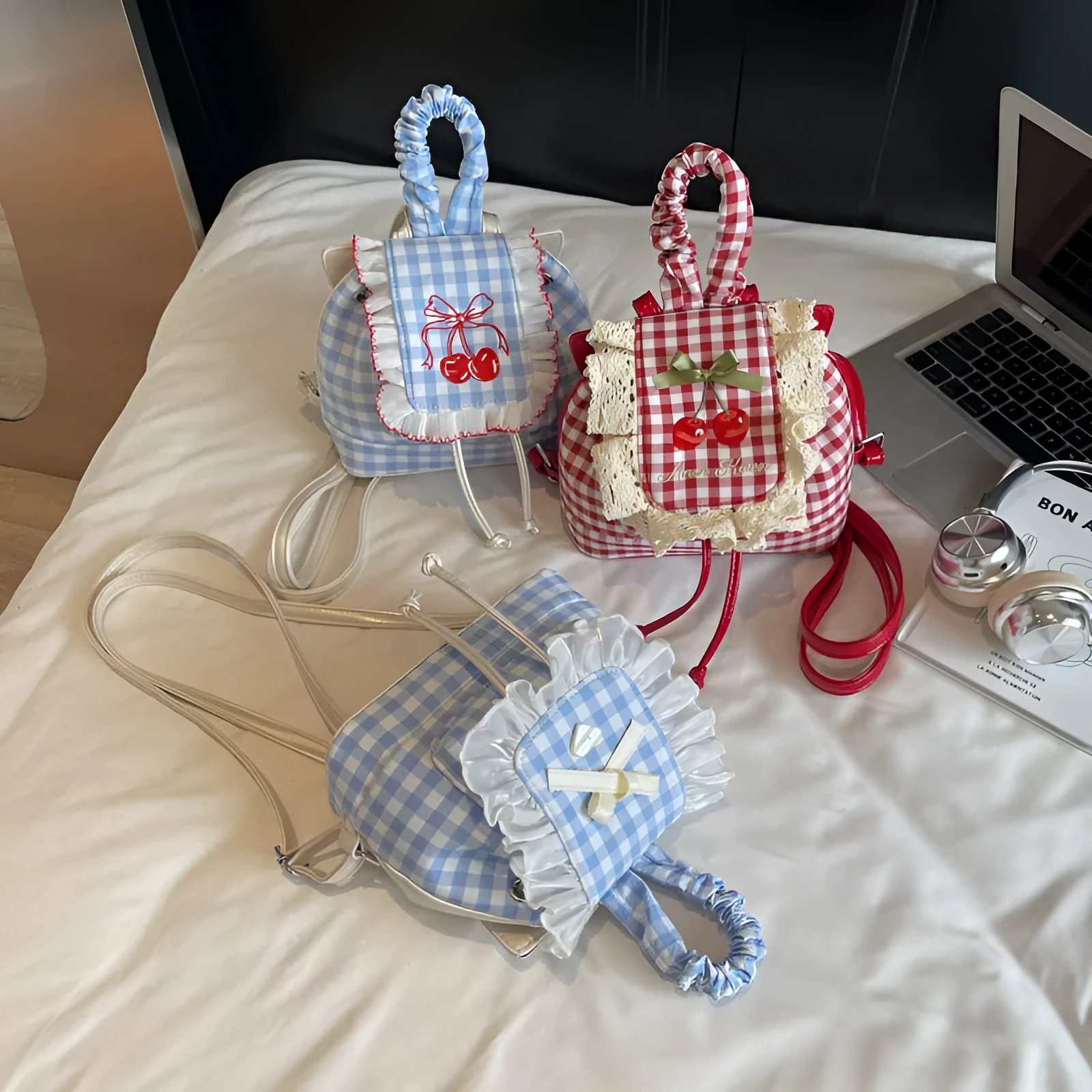 Sweet lace mini checkered backpack in cotton plaid with three-dimensional outer pocket and zipper interior