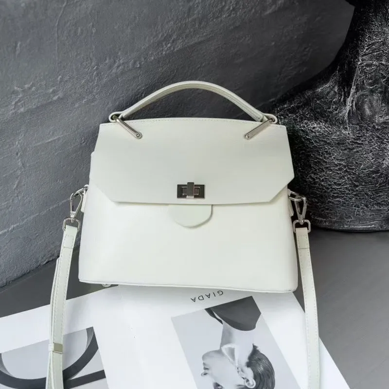Genuine leather vegetable tanning messenger bag horizontal square shape with lock detail 26x20x11.5cm