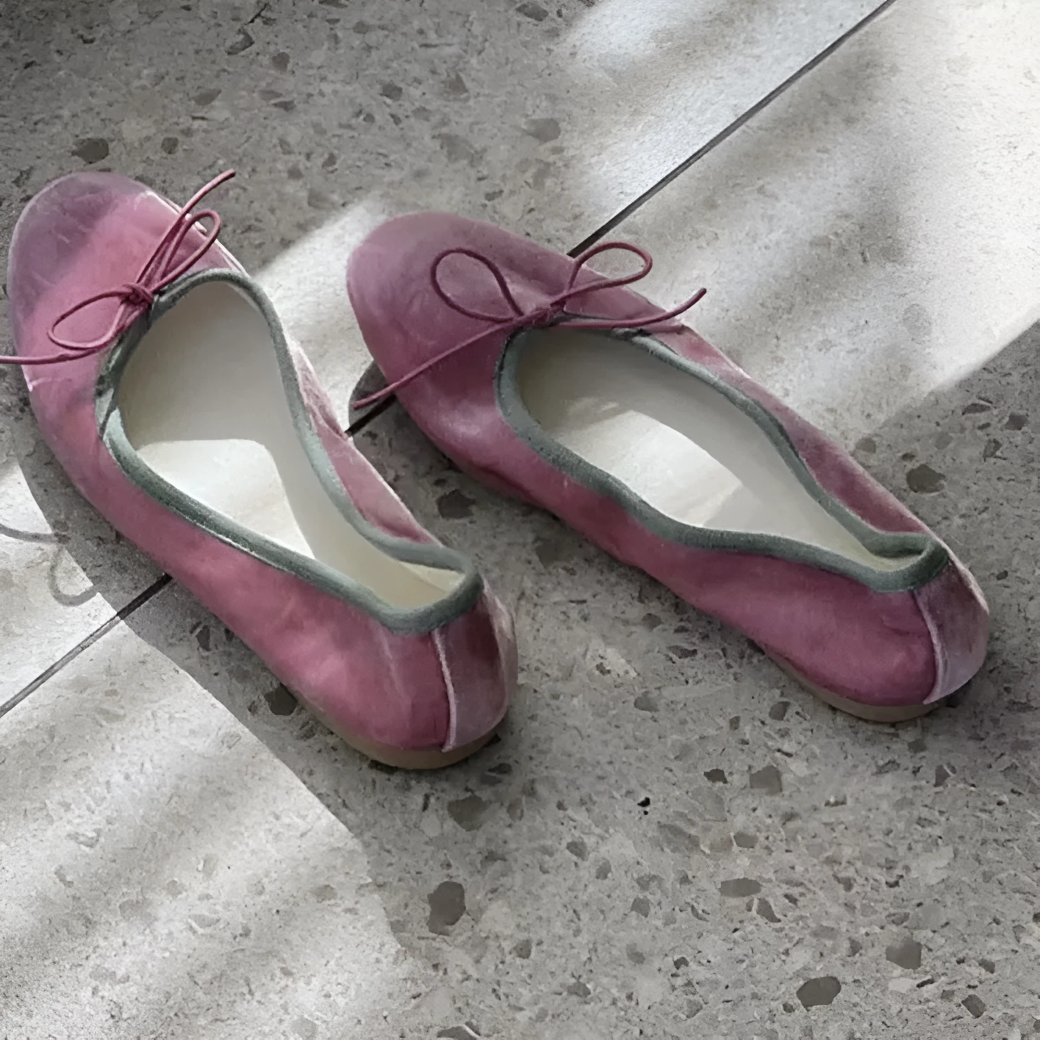 Peach pink suede French retro bow flat ballet slipper with low heel and round toe