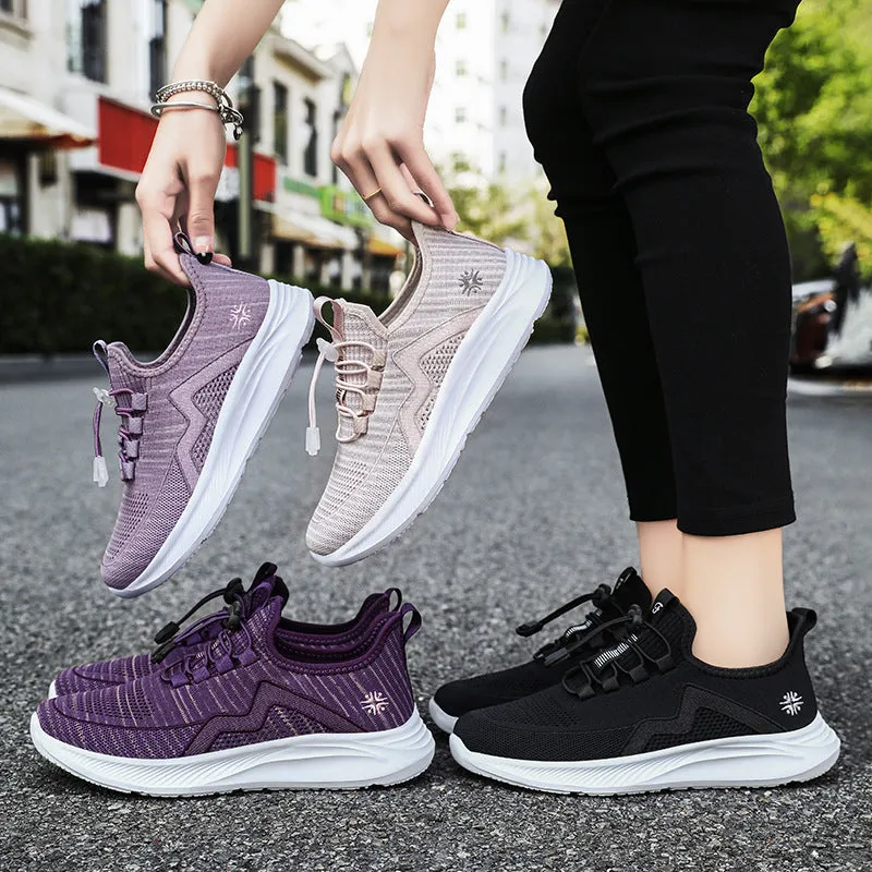 Lightweight soft bottom casual shoes for middle-aged women, black slip-on shallow mouth design