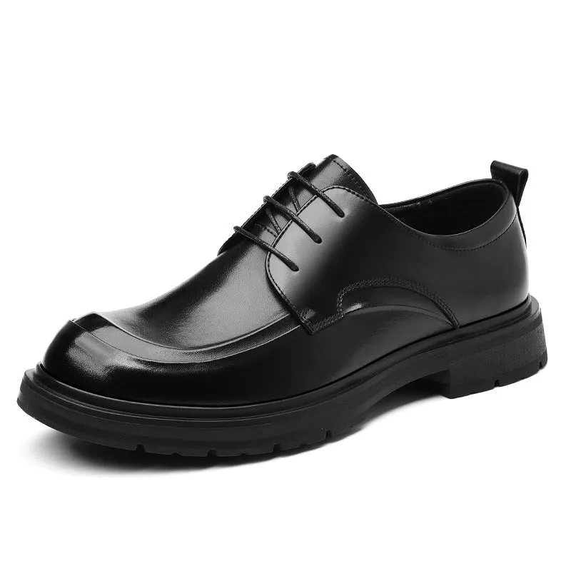 Men's hollow leather low-top business shoes in All Seasons Brown with wedge heel and sewing line detailing