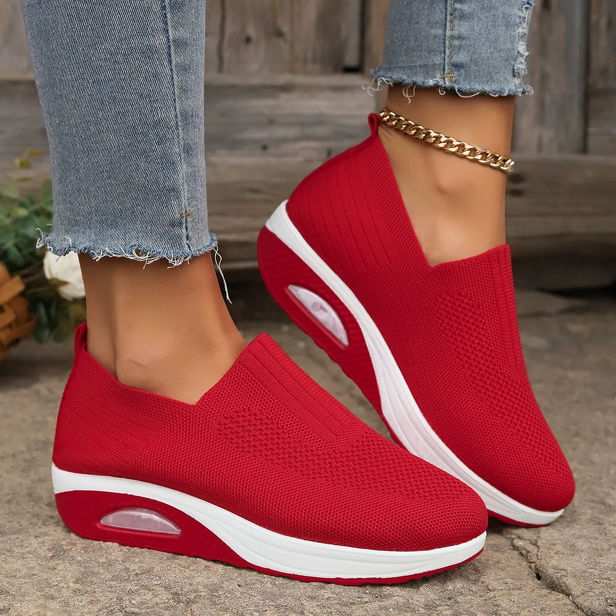 Unisex slip-on casual knitted wedge shoes in six colours with round toe and shallow opening