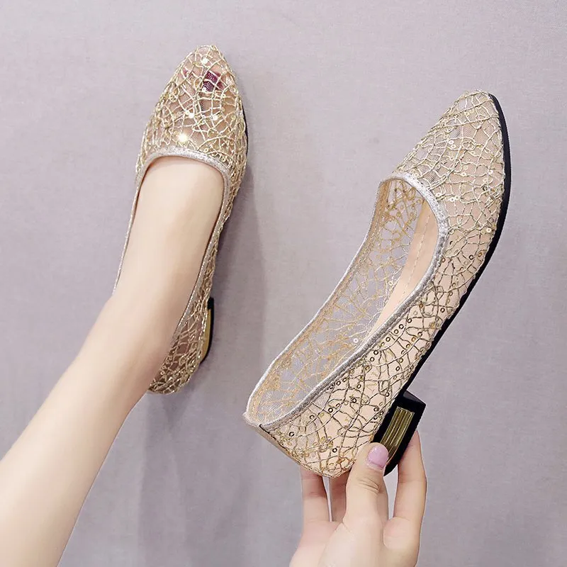 Low-cut women's summer casual flat gommino shoes in silver, breathable microfiber, solid colour design