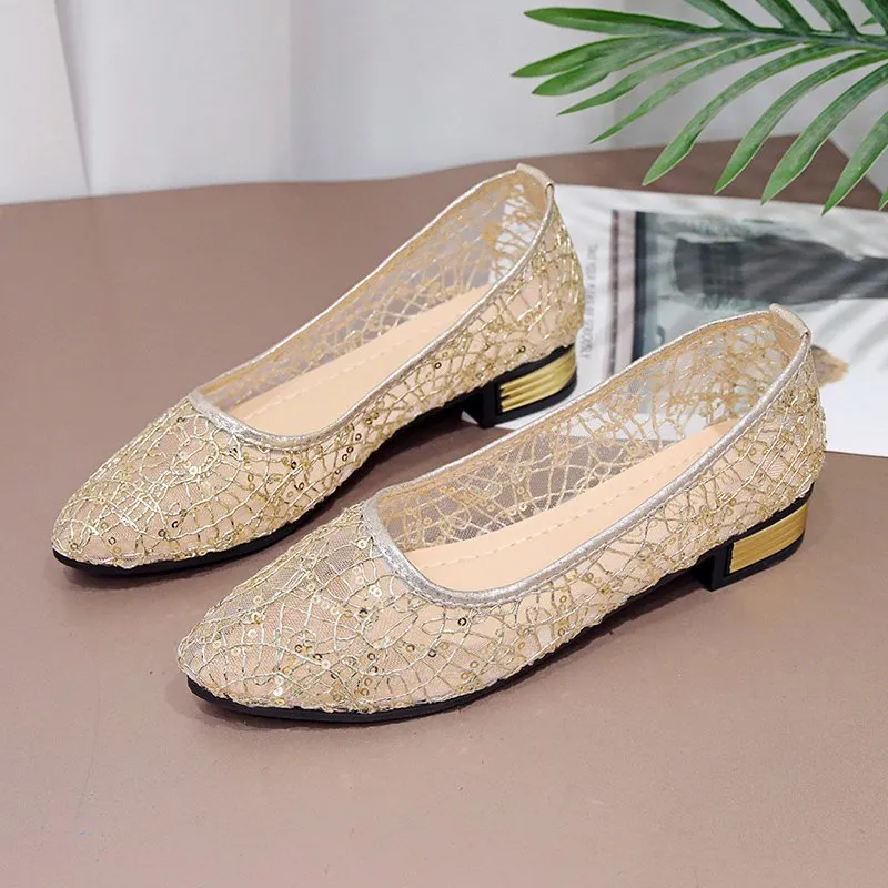 Low-cut women's summer casual flat gommino shoes in silver, breathable microfiber, solid colour design