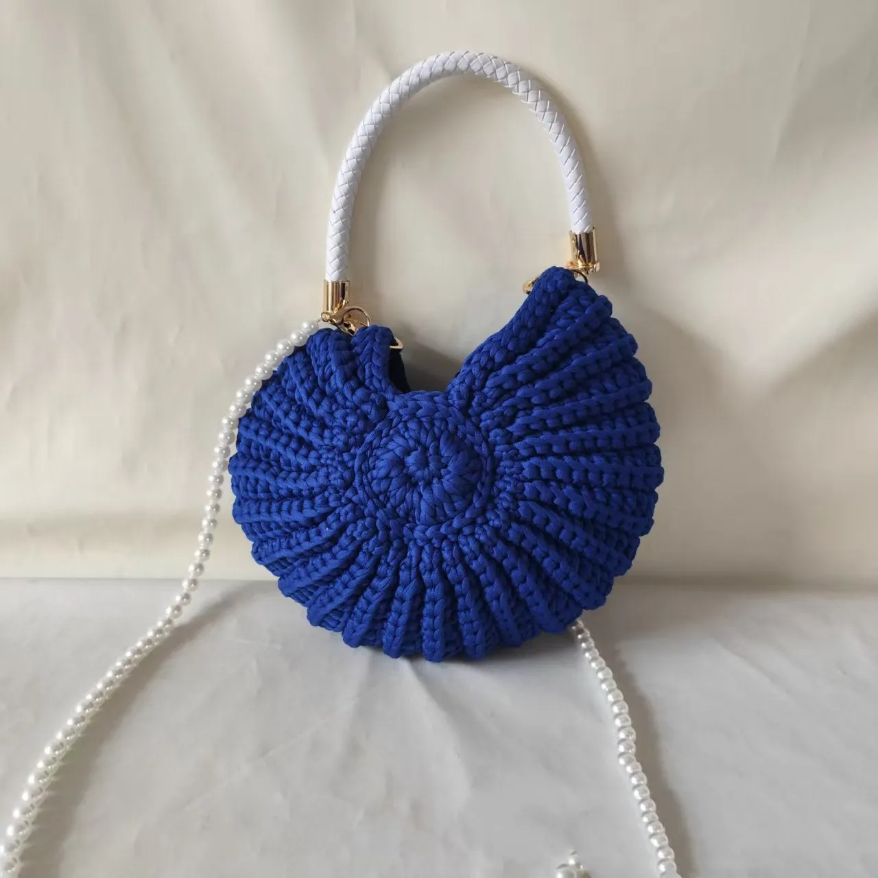 Round handmade woven crossbody bag with pearl chain strap, 25x25cm, polyester, multiple colour options