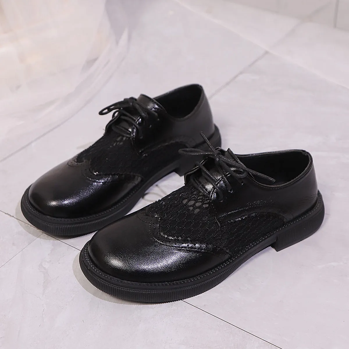 Women's mid heel lace-up mesh PU leather shoes, black single colour, low square heel, round toe design