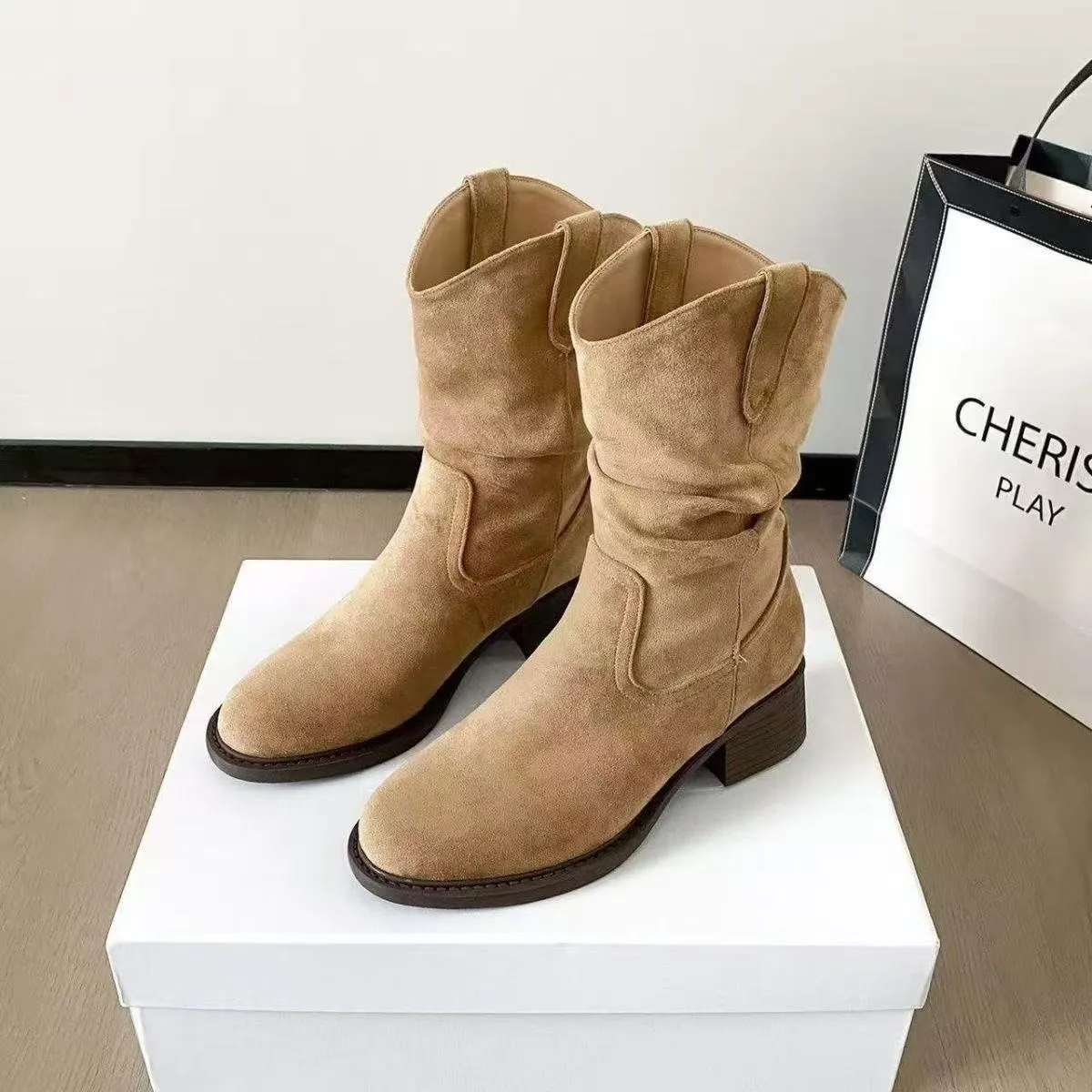 Women's solid colour suede chunky heel ankle boots with platform block heel in khaki colour