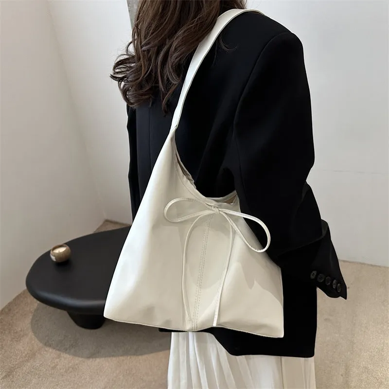 PU large capacity horizontal square shoulder bag with sewing thread detail in black