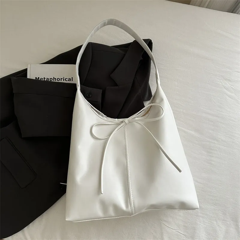PU large capacity horizontal square shoulder bag with sewing thread detail in black