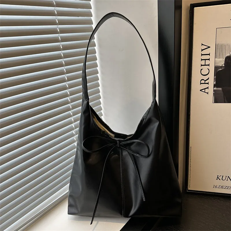 PU large capacity horizontal square shoulder bag with sewing thread detail in black