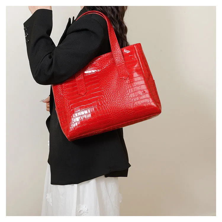 Large capacity one-shoulder PU croc pattern commuter bag in horizontal square shape with outer sandwich pocket