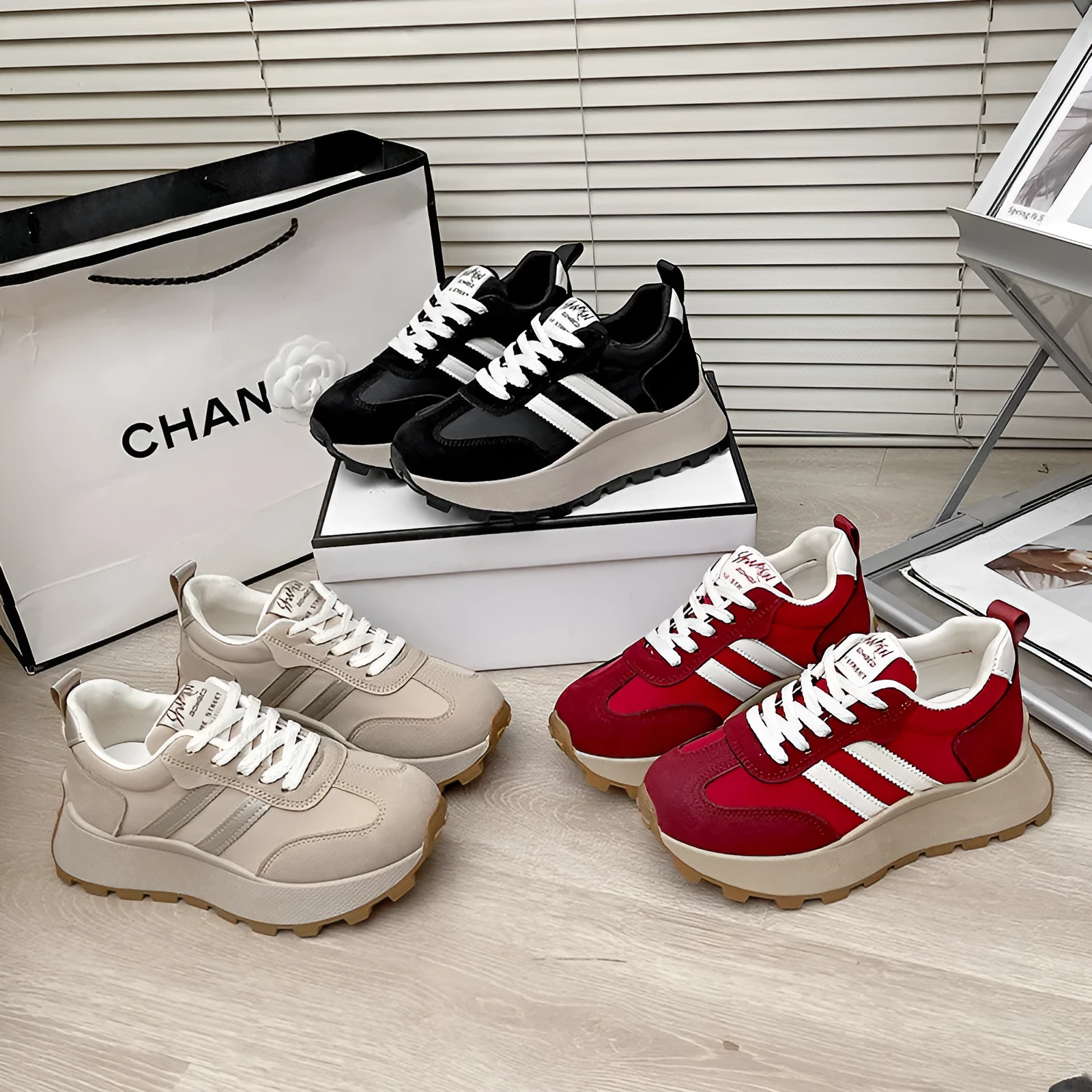 Women's platform casual sneakers, retro round toe, microfiber upper mesh lining, beige, black, red