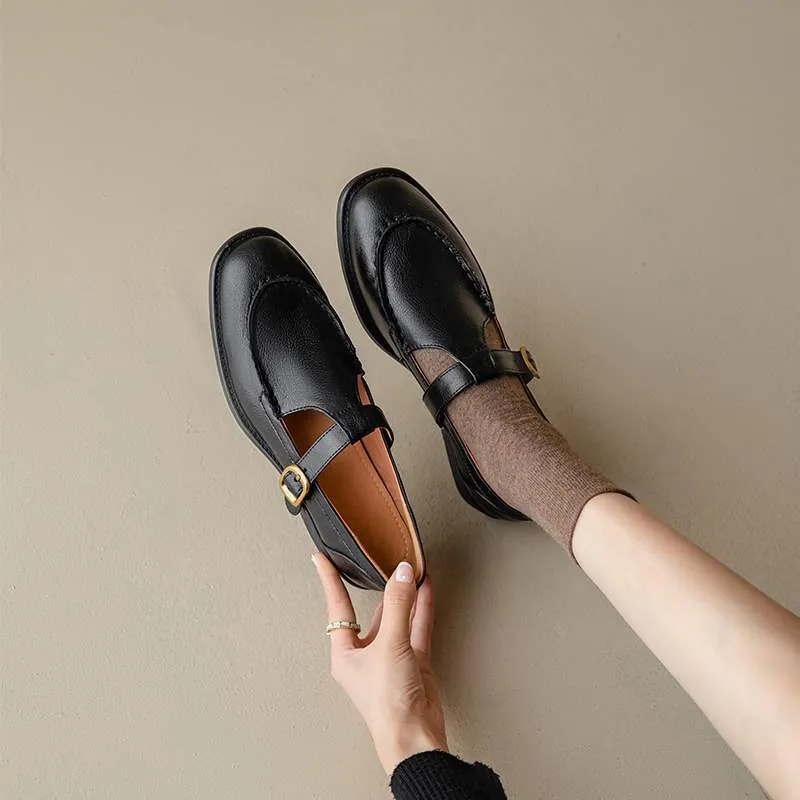 Women's retro genuine leather Mary Jane shoes with high heel, round toe, in black