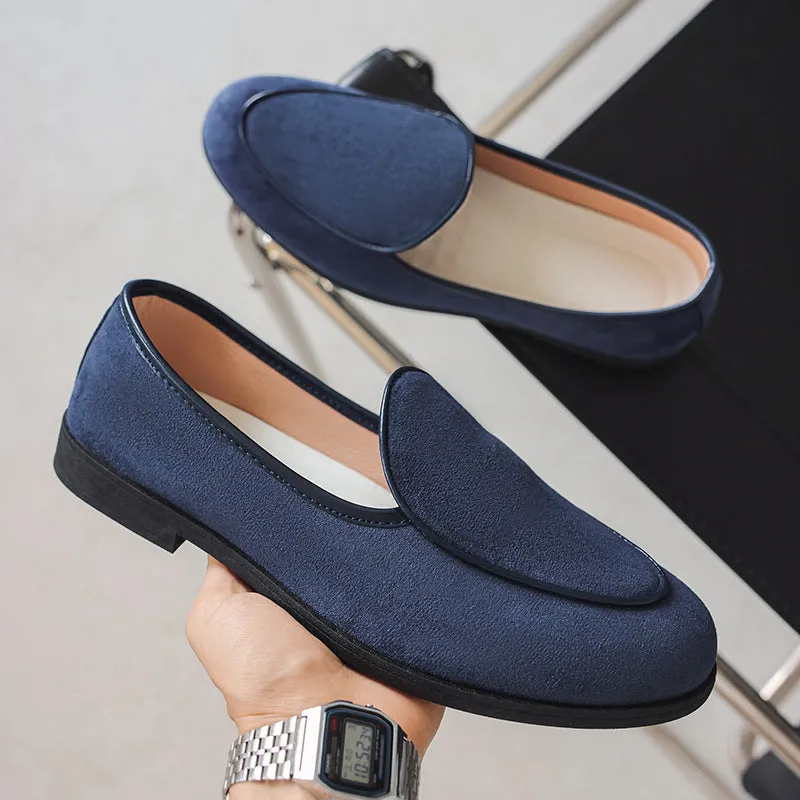 Men's retro Gommino slip-on loafers with round toe and wedge heel in solid colour