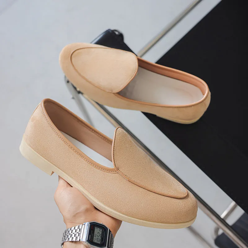 Men's retro Gommino slip-on loafers with round toe and wedge heel in solid colour