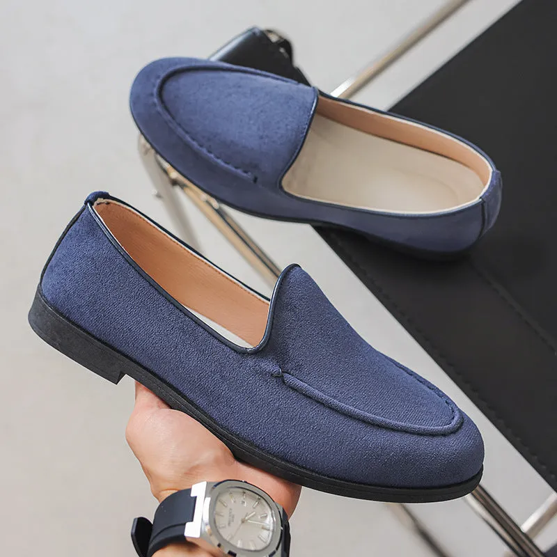 Men's retro Gommino slip-on loafers with round toe and wedge heel in solid colour