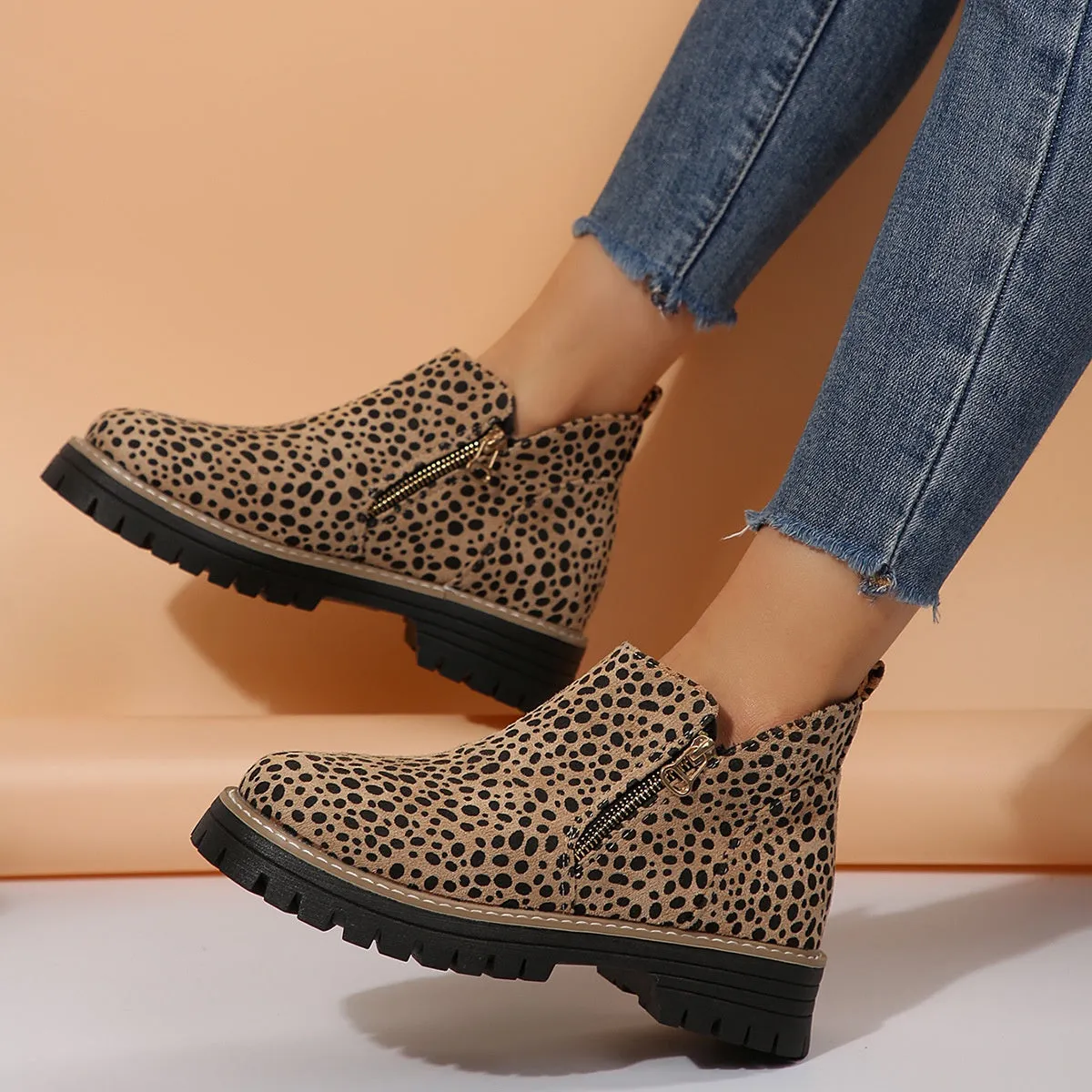 Suede ankle boots with side zipper, chunky heel, round toe, low tube, solid colour women's footwear