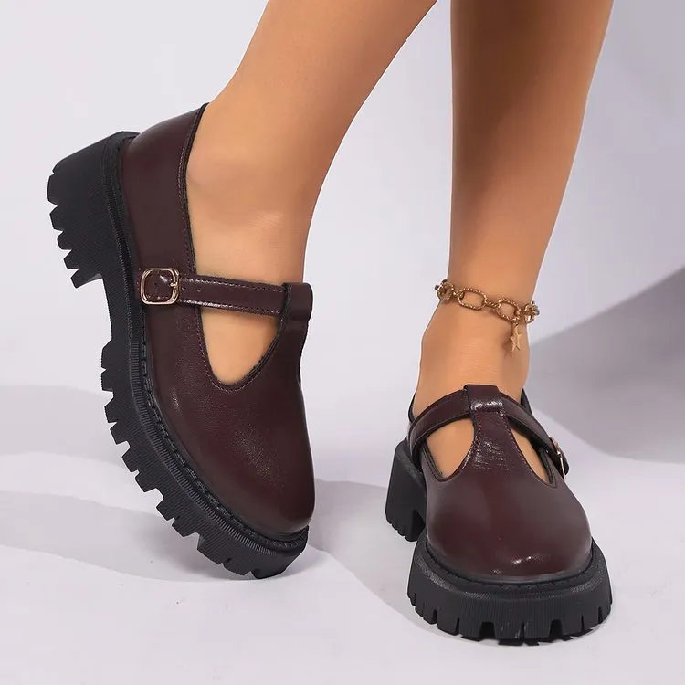 Women's casual PU buckle shoes with mid heel in wine red colour, round toe and buckle fastening