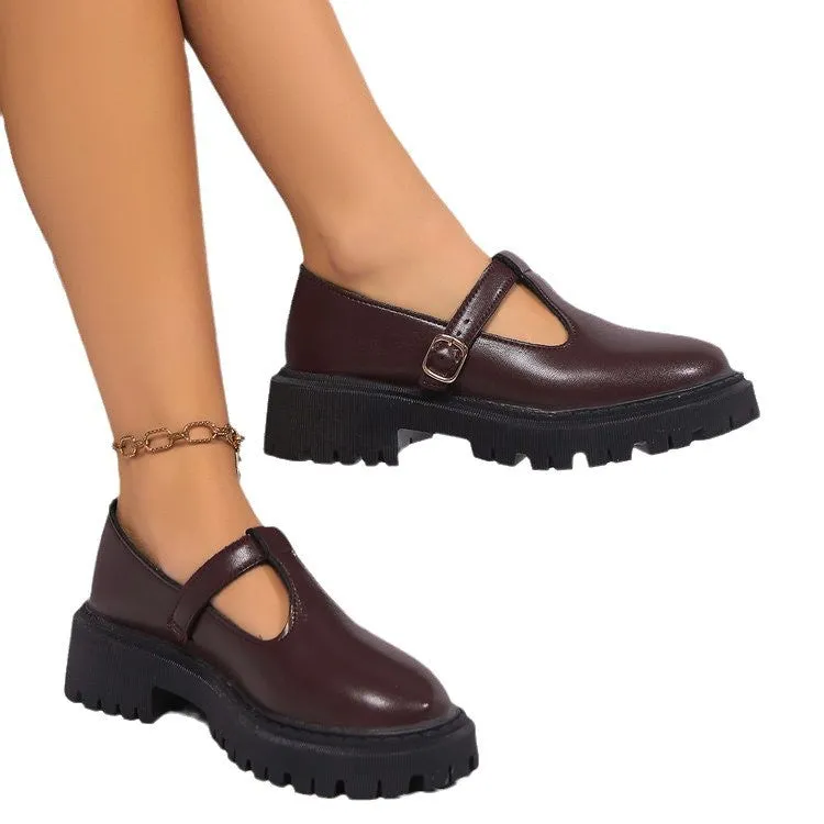 Women's casual PU buckle shoes with mid heel in wine red colour, round toe and buckle fastening
