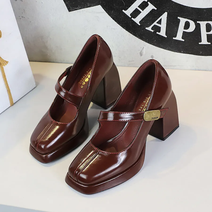 Retro high heel sandals with metal buckle strap, platform sole, square toe, in anchor red colour