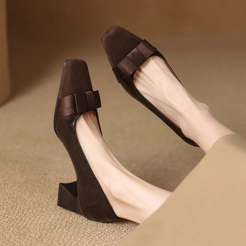 Retro square head stitching chunky heel pumps for women, black, low-cut, bow detail, side view