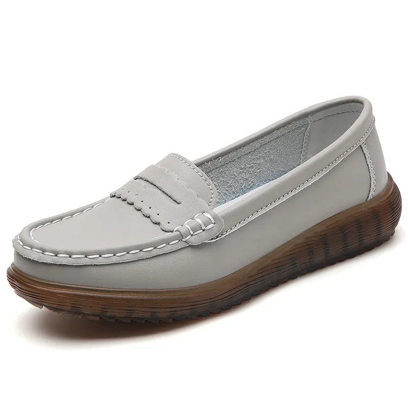 Women's flat shoes with breathable cutout upper, two-layer cowhide, and low heel in beige colour