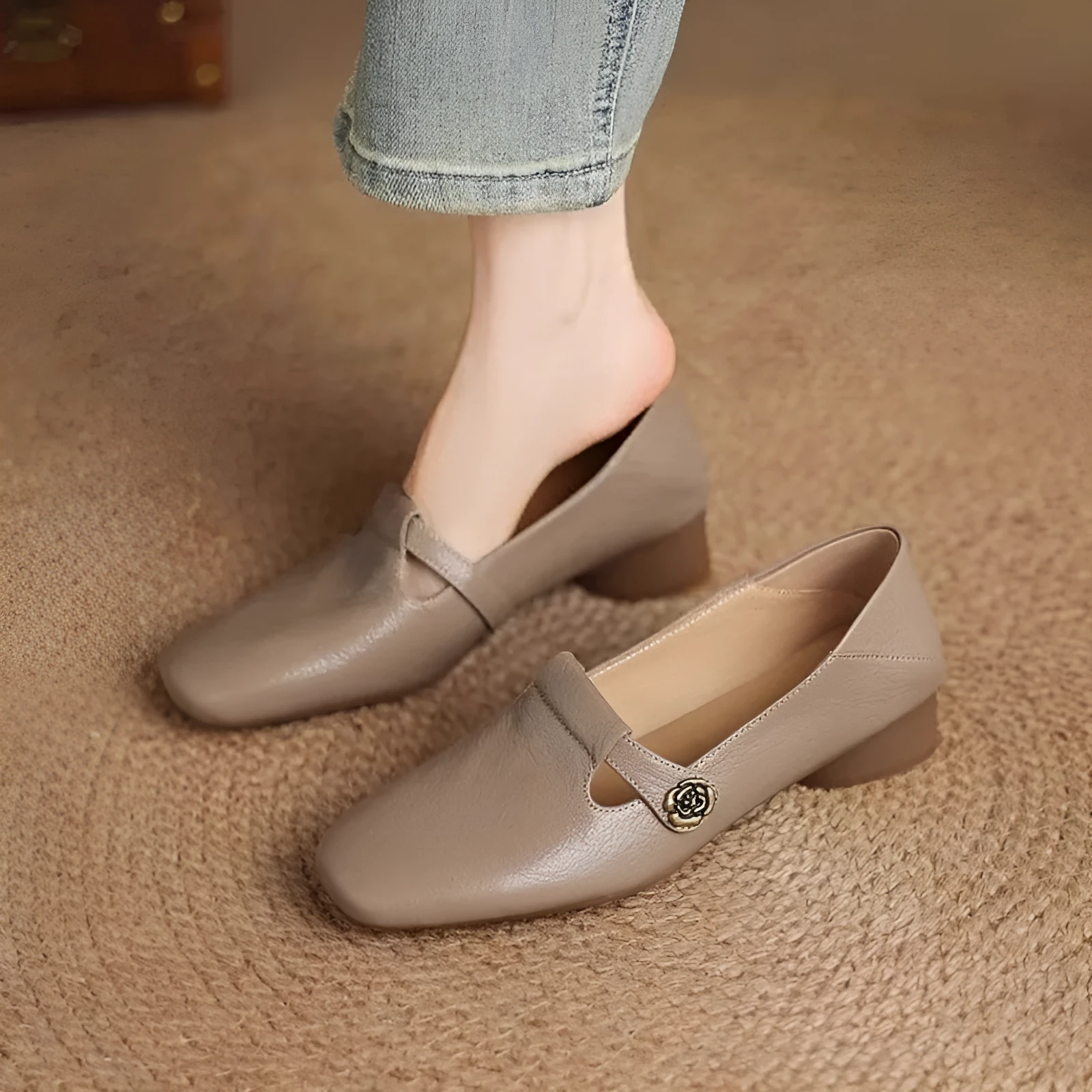 Retro square head genuine leather women shoes in beige with mid heel and square heel on a grey background