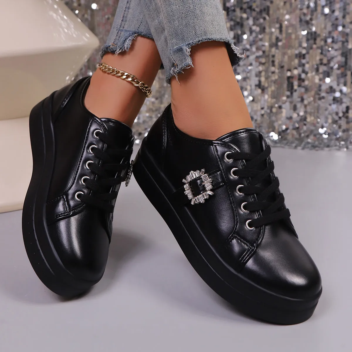 New soft bottom leather sports women's shoes in low-top style, PU upper, rubber sole, front lace-up, available in multiple colours including apricot